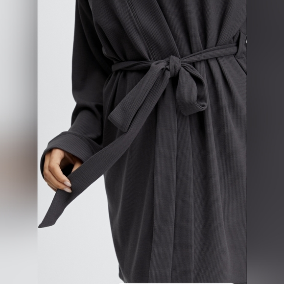 Fabletics Sienna Waffle Robe NWT - Picture 3 of 11